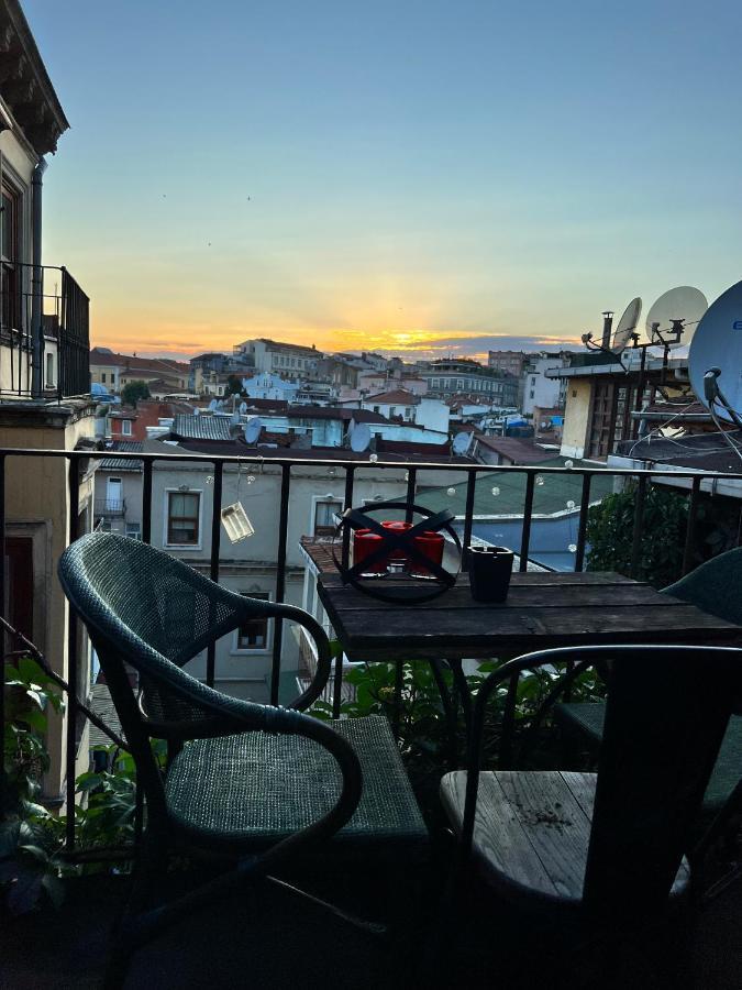 Klein Cihangir Pera Suites Истанбул Екстериор снимка